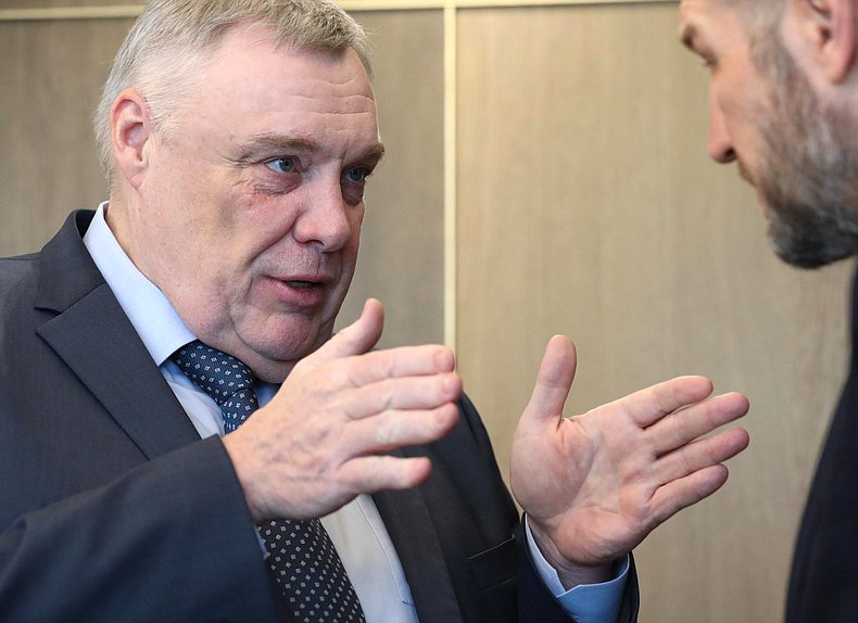 Первый заместитель Председателя Комитета по физической культуре и спорту Борис Иванюженков