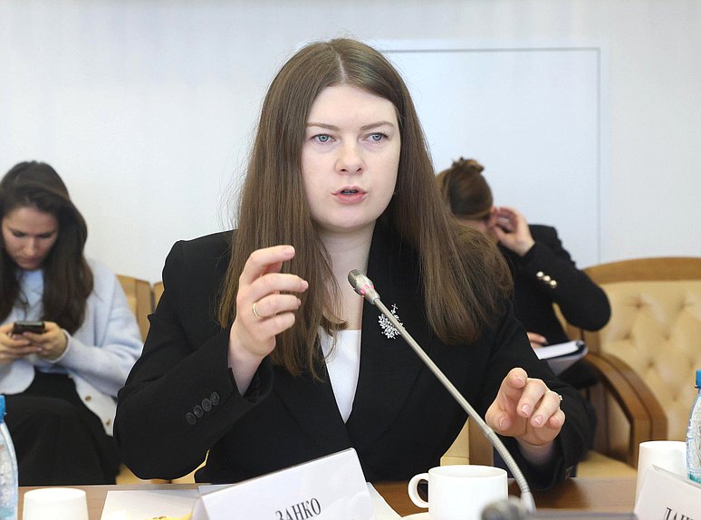 Заместитель Председателя Комитета по развитию гражданского общества, вопросам общественных и религиозных объединений Ольга Занко