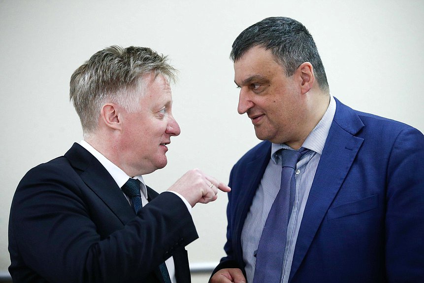 Заседание экспертного совета по развитию химической промышленности Комитета по промышленности и торговле