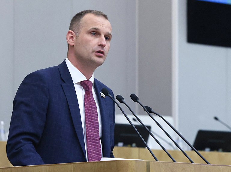 Председатель Комитета по охране здоровья Сергей Леонов