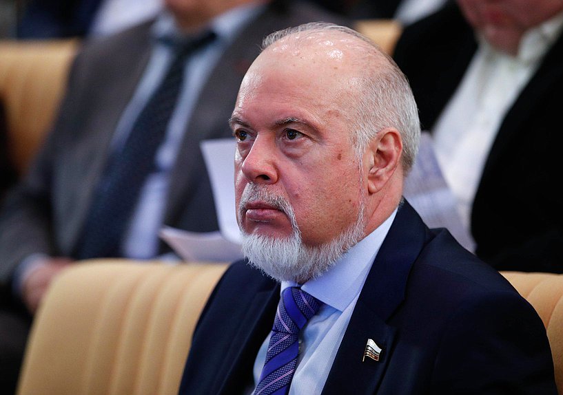 Парламентские слушания на тему «Актуальные вопросы сохранения и восстановления водных объектов и их экосистем» Комитета по экологии, природным ресурсам и охране окружающей среды