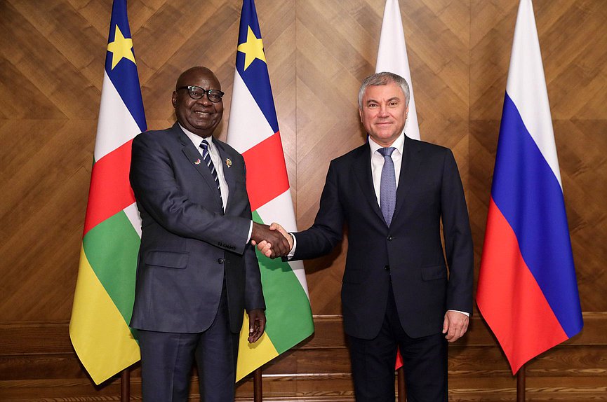 Chairman of the State Duma Vyacheslav Volodin and President of the National Assembly of the Central African Republic Simplice Mathieu Sarandji