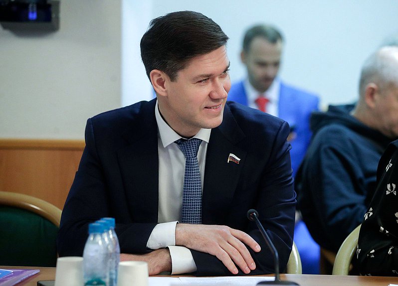 Заместитель Председателя Комитета по экономической политике Сергей Алтухов