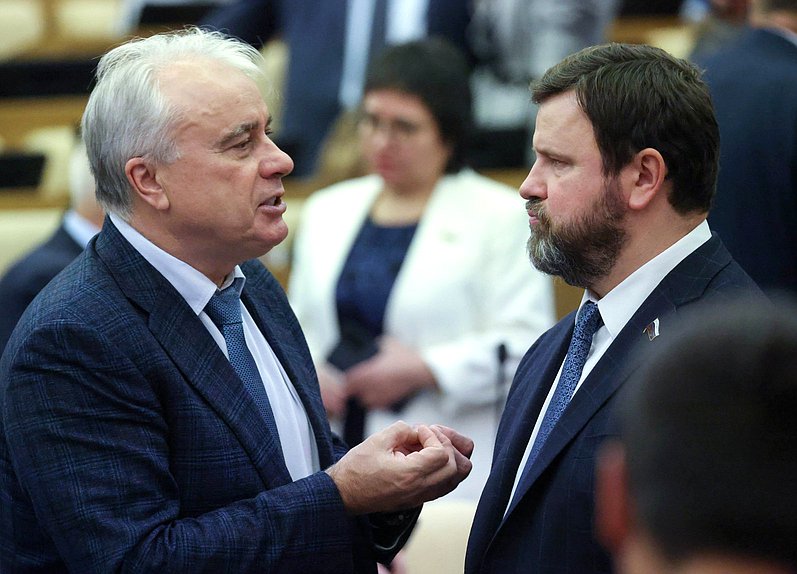 Первый заместитель Председателя Комитета по энергетике Павел Завальный и заместитель Председателя Комитета Юрий Станкевич