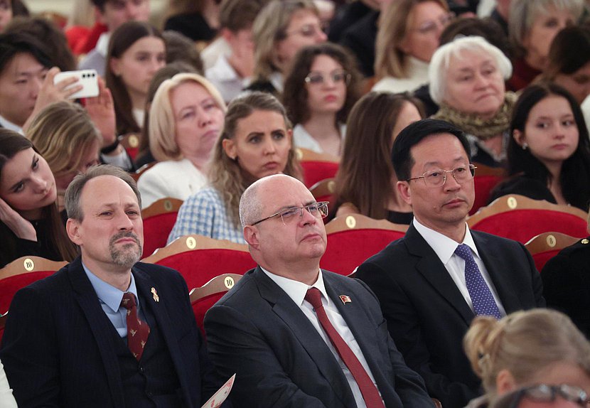 Председатель Комитета по вопросам собственности, земельным и имущественным отношениям Сергей Гаврилов