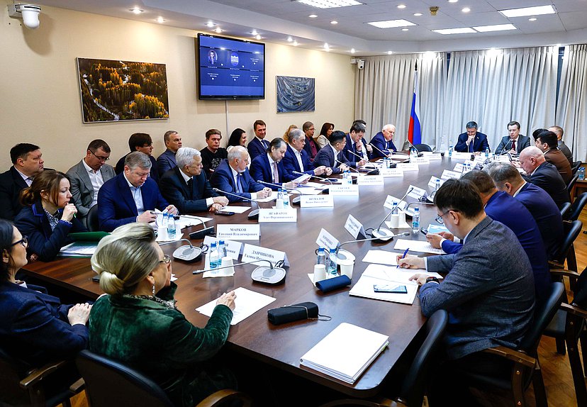 Заседание Комитета по экологии, природным ресурсам и охране окружающей среды