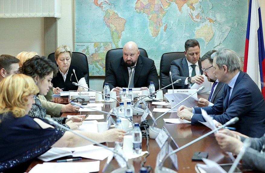 Заседание рабочей группы по вопросам правового регулирования в сфере градостроительной деятельности и деятельности по сохранению объектов культурного наследия