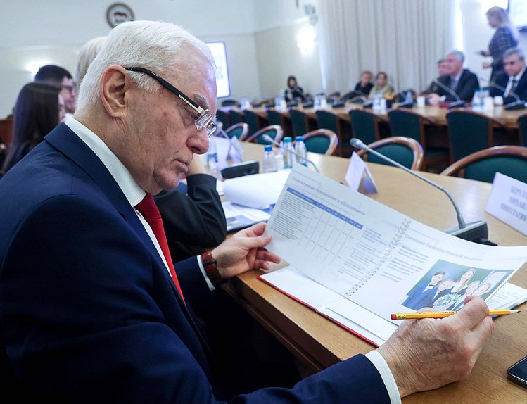 Первый заместитель Председателя Комитета по просвещению Михаил Берулава