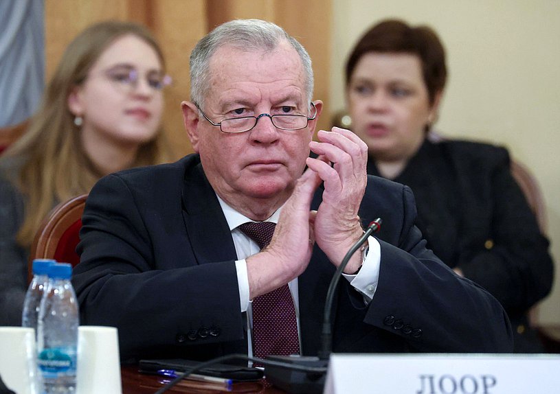 Член Комитета по аграрным вопросам Иван Лоор