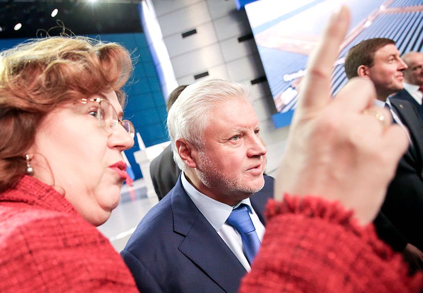 Chairwoman of the State Duma Olga Epifanova and head of the Just Russia faction Sergei Mironov