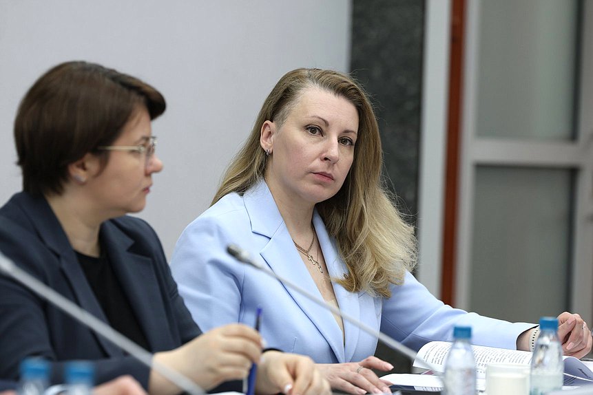 Заместитель Председателя Комитета по защите семьи, вопросам отцовства, материнства и детства Мария Дробот