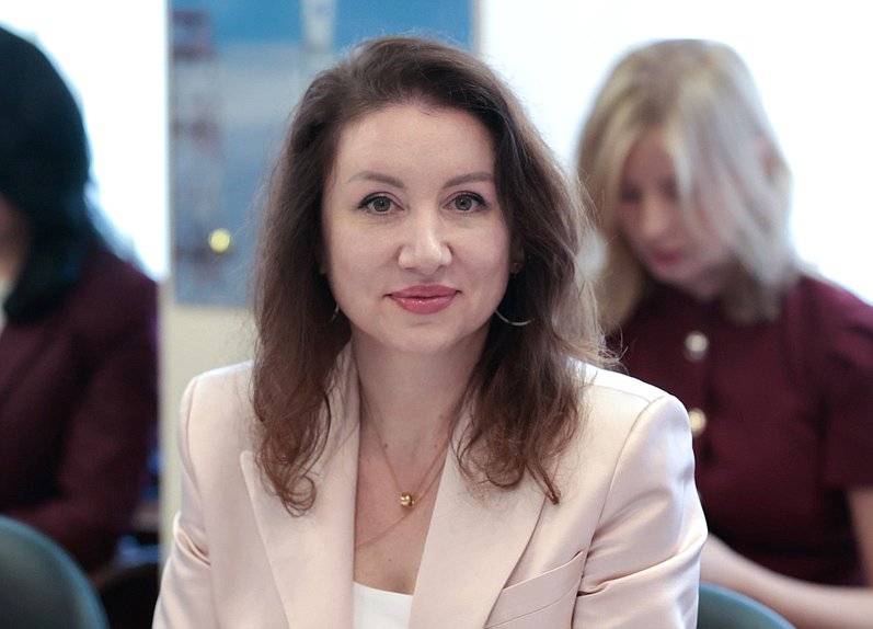Первый заместитель Министра финансов РФ Ирина Окладникова