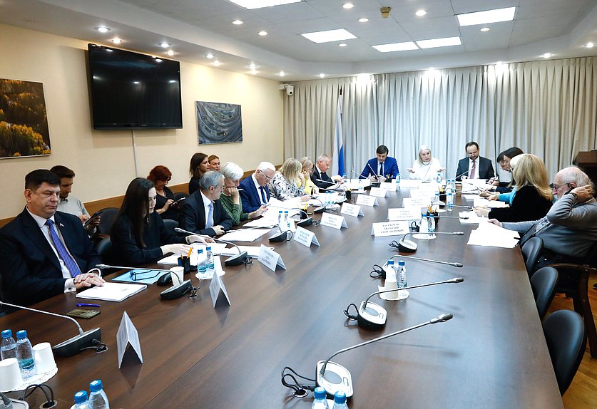 Заседание Комитета по просвещению