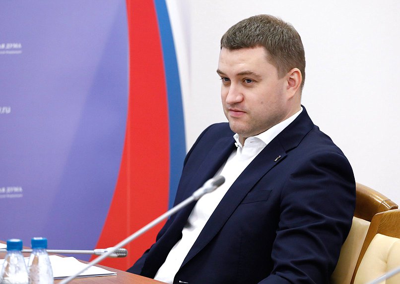 Первый заместитель Председателя Комитета по развитию гражданского общества, вопросам общественных и религиозных объединений Артем Бичаев