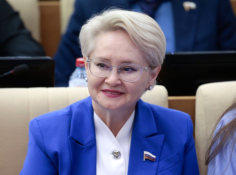 Член Комитета по просвещению Эльвира Аиткулова