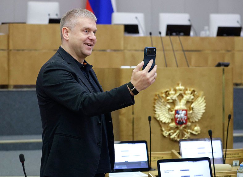 Член Комитета по безопасности и противодействию коррупции Роман Водянов