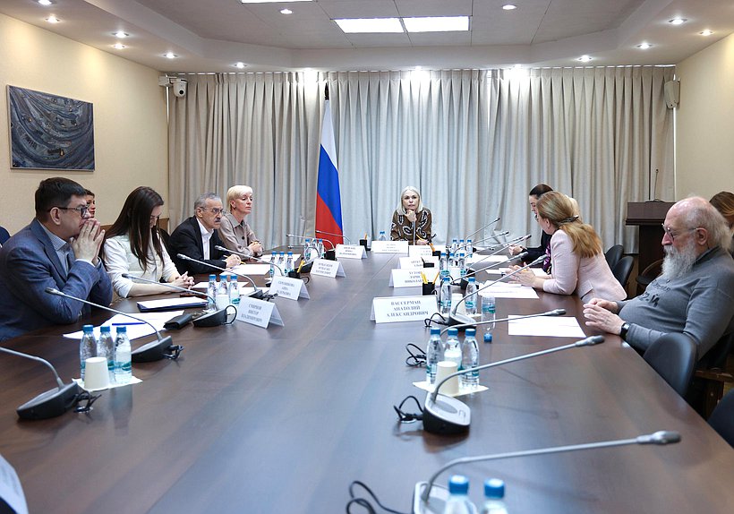 Заседание Комитета по просвещению