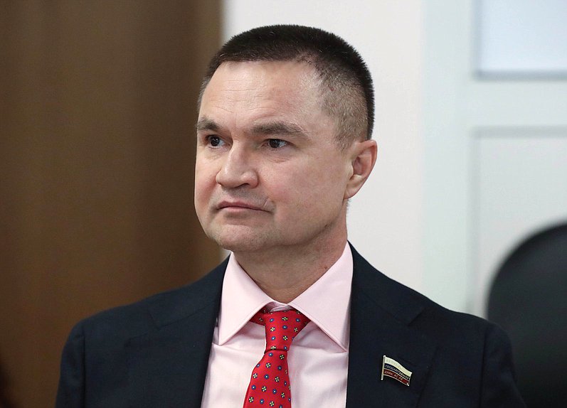 Первый заместитель Председателя Комитета по малому и среднему предпринимательству Сергей Казанков