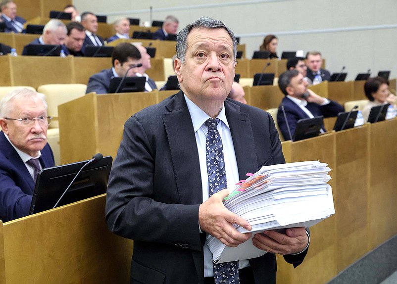 Председатель Комитета по бюджету и налогам Андрей Макаров