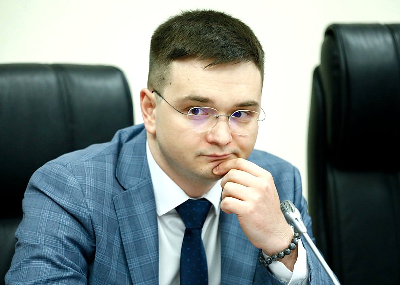 Председатель Молодежного парламента при Государственной Думе Артем Николаев