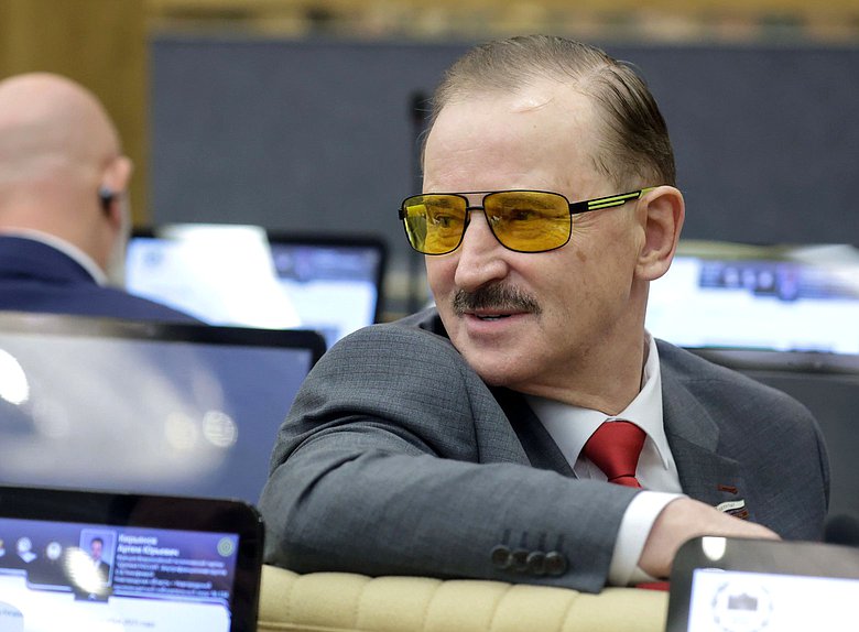 Член Комитета по транспорту и развитию транспортной инфраструктуры Сергей Веремеенко