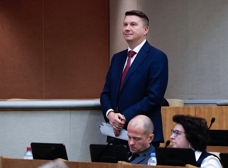 Полномочный представитель Правительства РФ в Государственной Думе Александр Синенко