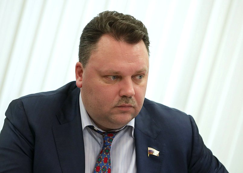 Заместитель Председателя Комитета по экономической политике Артем Кирьянов
