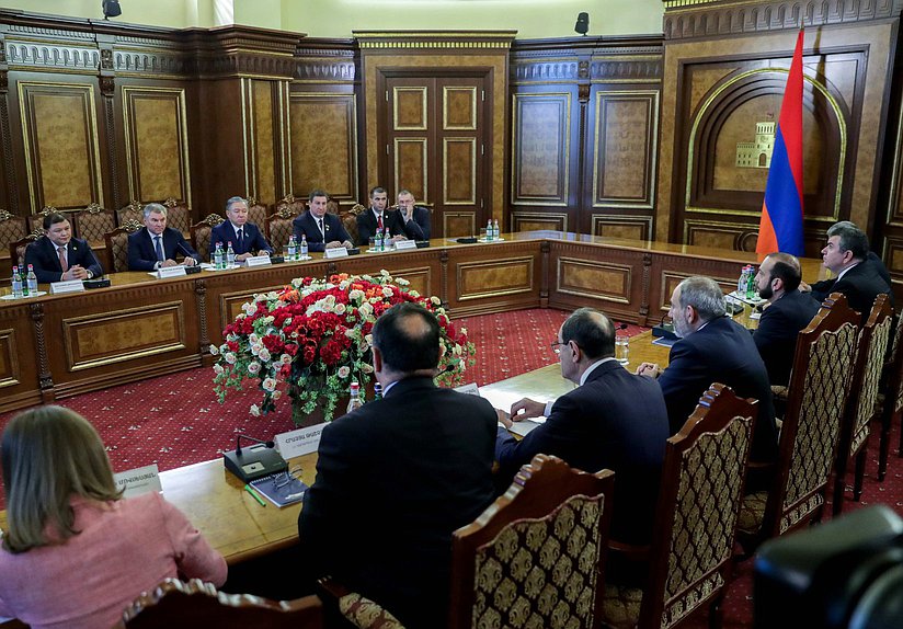 Meeting of the heads of parliamentary delegation with Prime Minister of Armenia Nikol Pashinyan