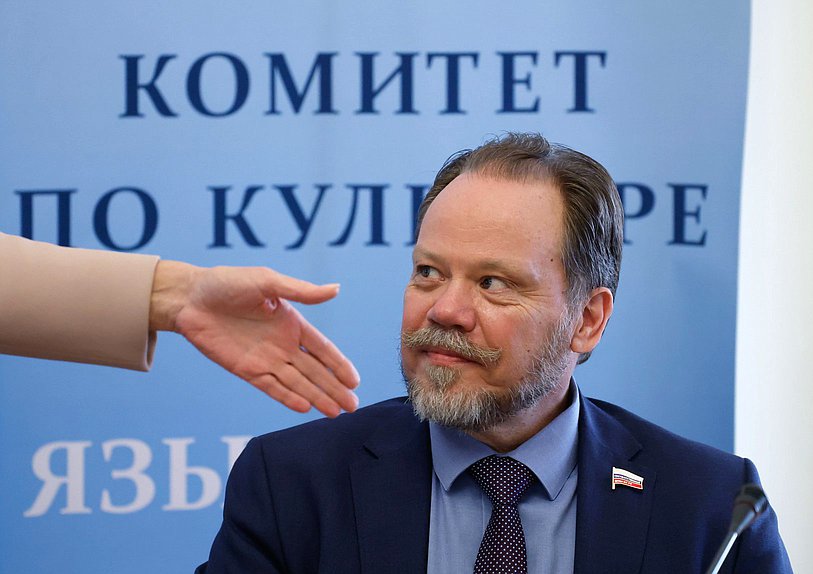 Первый заместитель Председателя Комитета по культуре Александр Шолохов