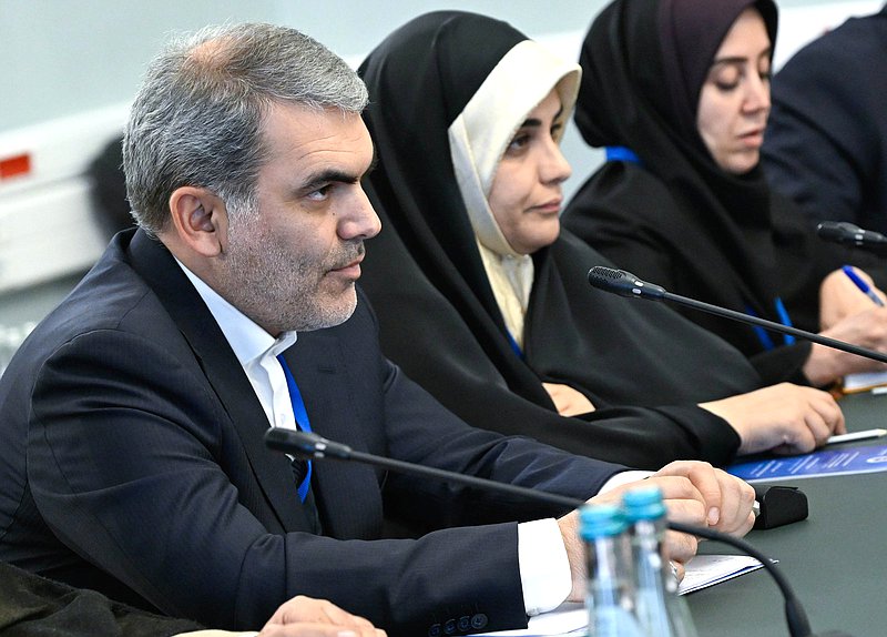 Member of the Program, Budget and Accounting Commission of the Islamic Consultative Assembly of Iran (APA Vice President) Mohsen Zanganeh