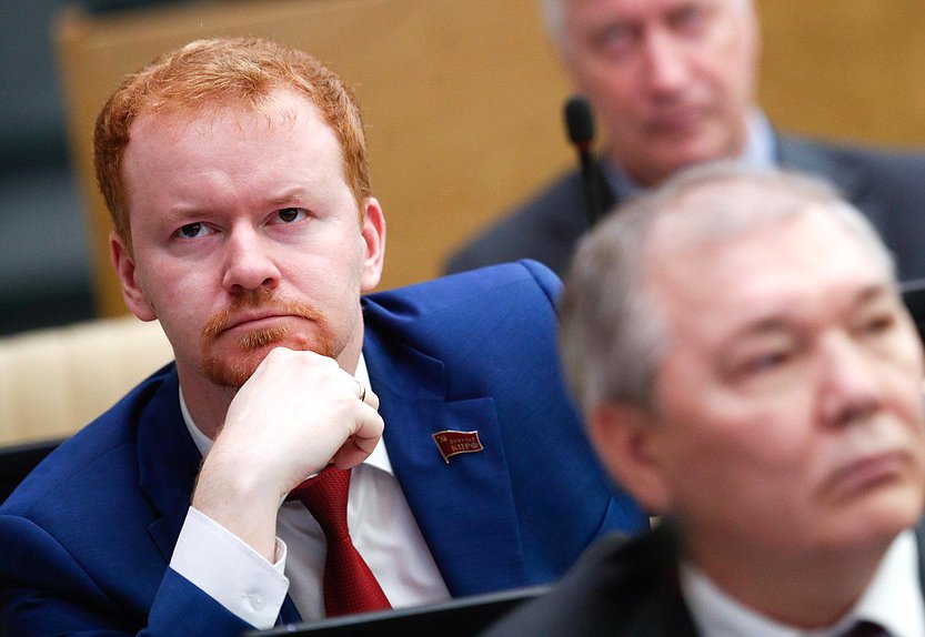 Член Комитета по бюджету и налогам Денис Парфенов