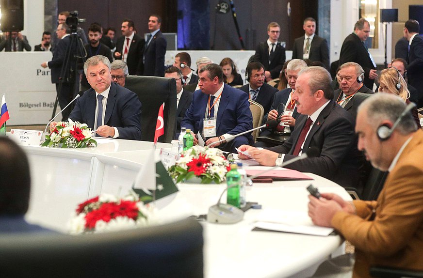 Chairman of the State Duma Viacheslav Volodin and Speaker of the Grand National Assembly of Turkey Mustafa Şentop