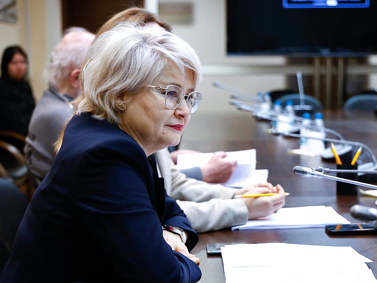 Член Комитета по просвещению Эльвира Аиткулова