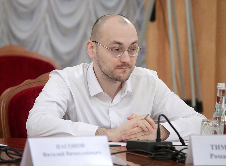 Заседание рабочей группы по выработке предложений, направленных на своевременное обеспечение качественными жилыми помещениями лиц из числа детей-сирот и детей, оставшихся без попечения родителей