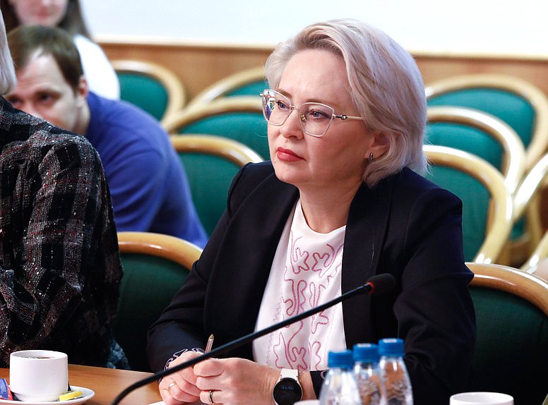 Член Комитета по просвещению Эльвира Аиткулова