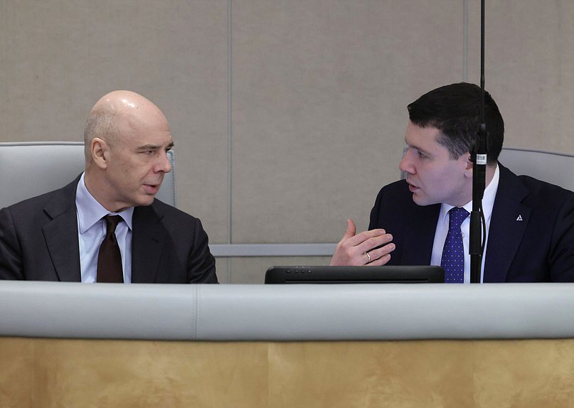 Министр финансов РФ Антон Силуанов и Министр промышленности и торговли РФ Антон Алиханов