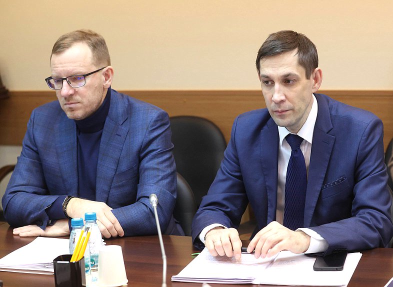 Заседание Комитета по просвещению с участием Министра просвещения РФ Сергея Кравцова