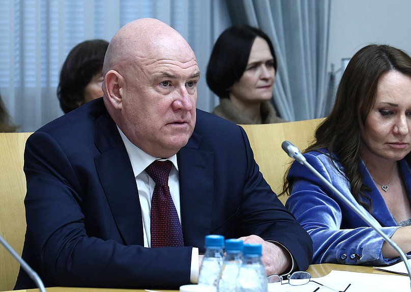 Член Комитета по труду, социальной политике и делам ветеранов Дмитрий Тулеев