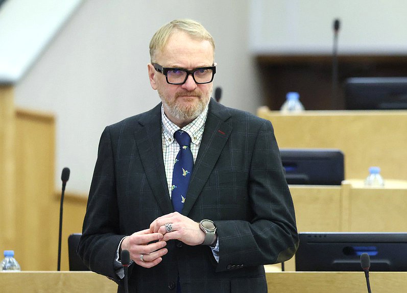 Заместитель Председателя Комитета по защите семьи, вопросам отцовства, материнства и детства Виталий Милонов