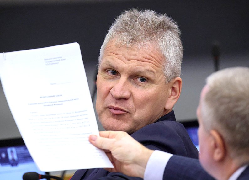 Заместитель Председателя Комитета по охране здоровья Алексей Куринный