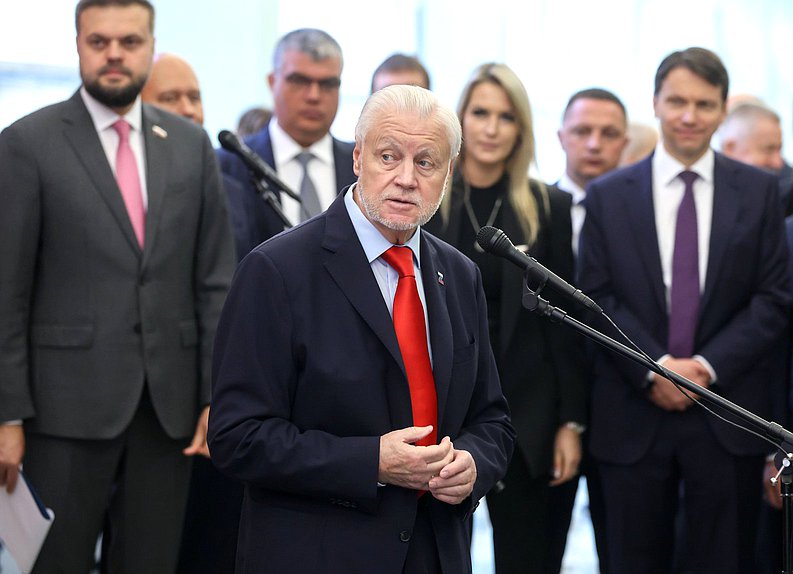 Руководитель фракции "Справедливая Россия - За правду" Сергей Миронов