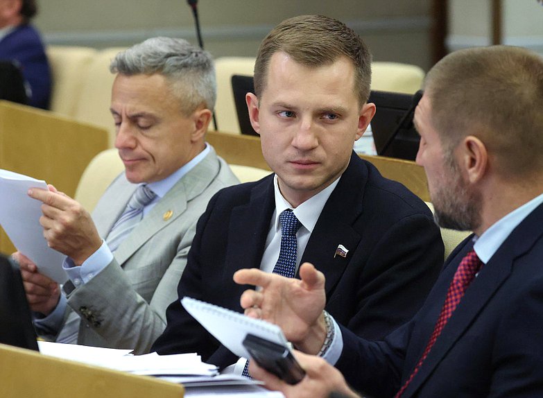 Председатель Комитета по молодежной политике Артем Метелев