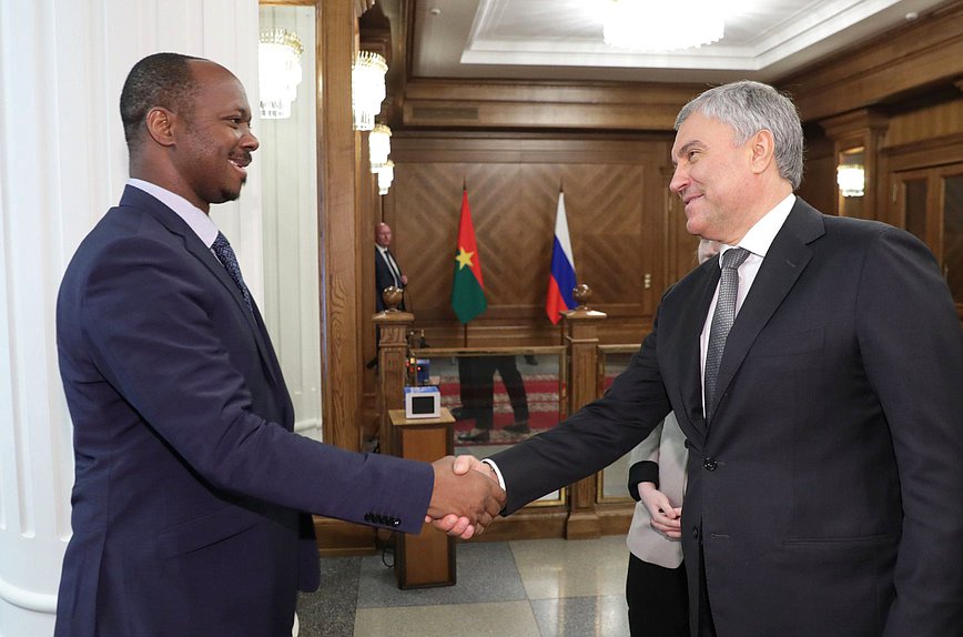 Chairman of the State Duma Vyacheslav Volodin and President of the Transitional Legislative Assembly of Burkina Faso Ousmane Bougouma