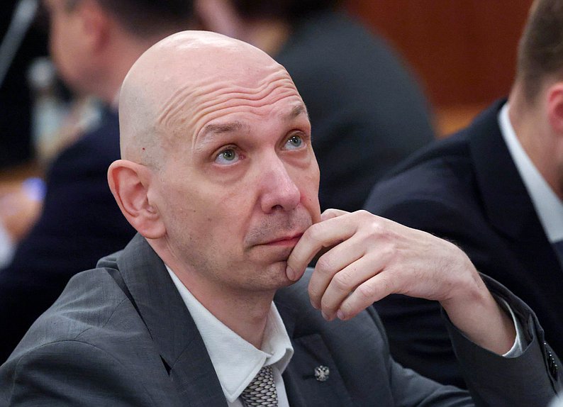 Заседание межфракционной парламентской Комиссии по миграционной политике