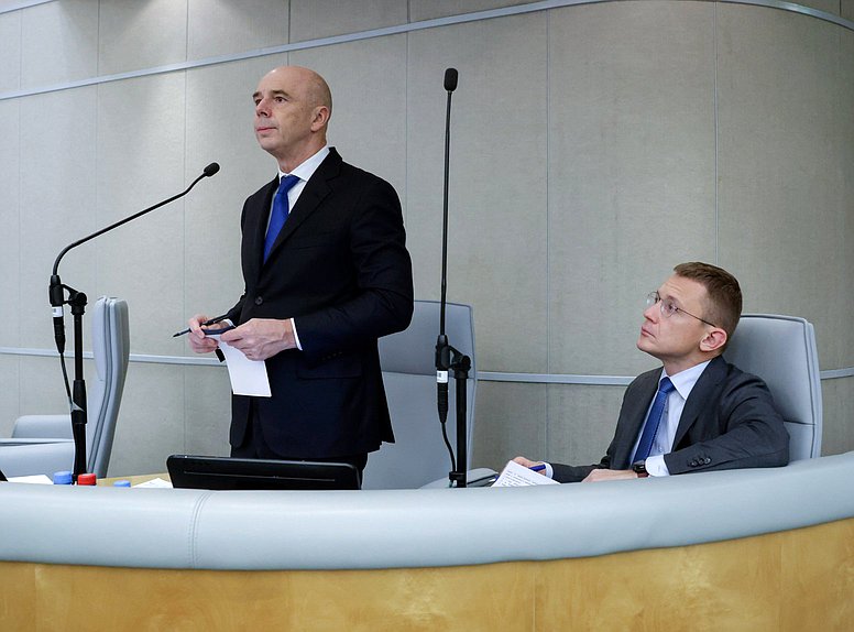Министр финансов РФ Антон Силуанов и заместитель Министра финансов РФ Алексей Сазанов