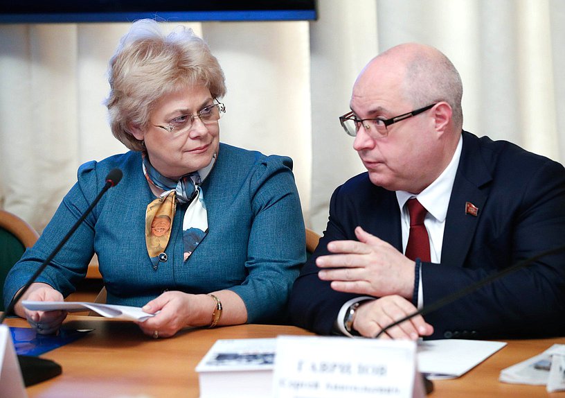 Председатель Комитета по вопросам собственности, земельным и имущественным отношениям Сергей Гаврилов