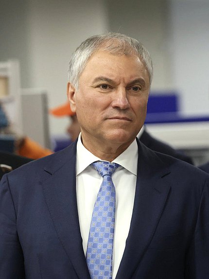 Председатель Государственной Думы Вячеслав Володин. Выездное заседание Совета Государственной Думы по вопросу организации предоставления среднего профессионального образования с учетом особого порядка проведения ГИА-9 в рамках пилотного проекта (Центр практического обучения "Профессии будущего")