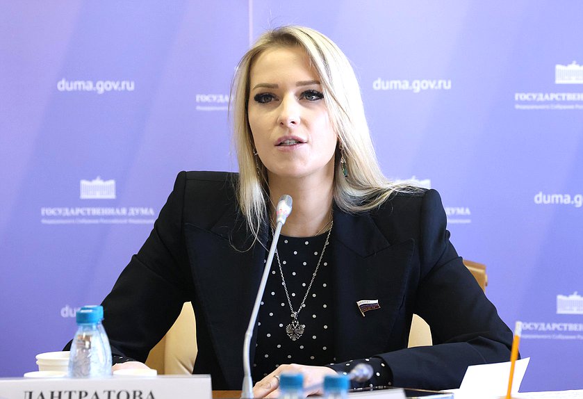 Председатель Комитета по развитию гражданского общества, вопросам общественных и религиозных объединений Яна Лантратова