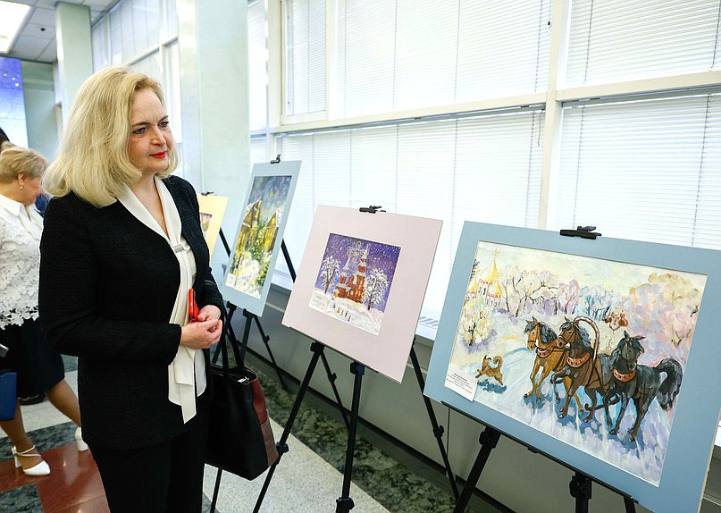 Открытие выставки детских рисунков «Светлое Рождество: детские образы веры и надежды»