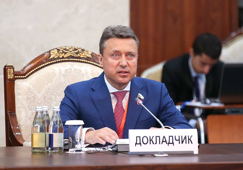 Member of the Committee on Security and Corruption Control Anatolii Vybornyi